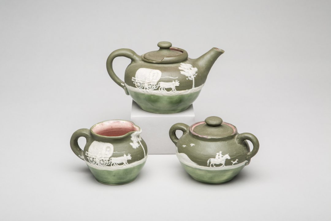 Covered Wagon teapot, creamer and sugar bowl