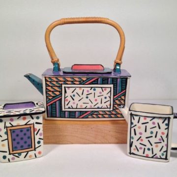 Dorothy Hafner, Kyoto Homage tea set, 1980, porcelain, slip cast, engobe decoration, clear cover glaze; teapot: 8 ½ × 10 ¼ × 4 ¼ inches. Museum purchase with funds provided by 2018 Collectors’ Circle Members Nancy Crosby and Fran Myers.